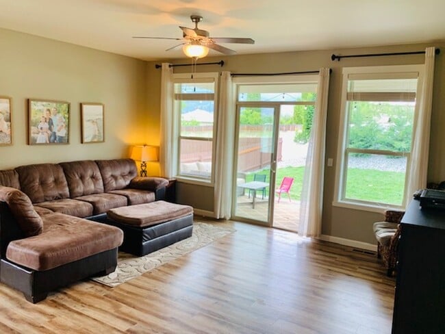 125 Summer Breeze Rd in Manson, WA - Building Photo - Building Photo