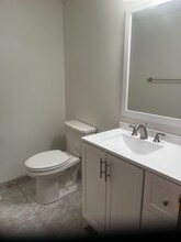 236 Barry Ave S-Unit -236 in Wayzata, MN - Building Photo - Building Photo