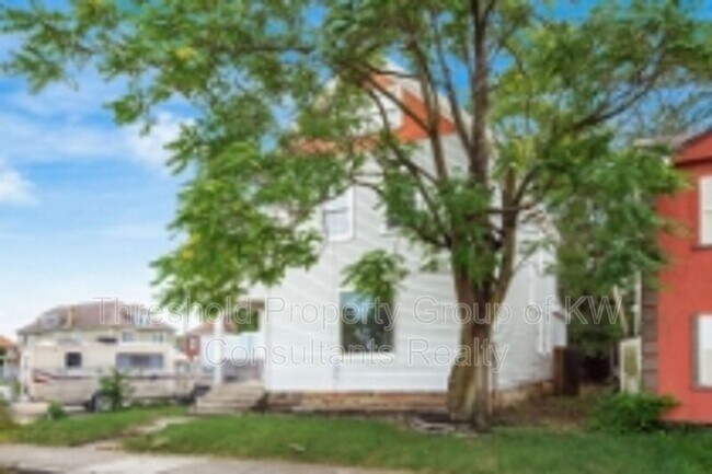 865 Old Leonard Ave in Columbus, OH - Foto de edificio - Building Photo