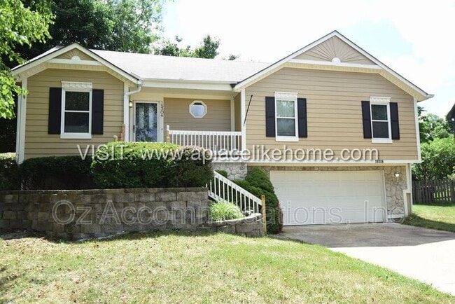 15306 Riley St in Overland Park, KS - Building Photo - Building Photo