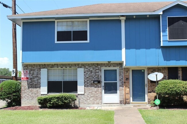 210 G W St in La Porte, TX - Building Photo - Building Photo