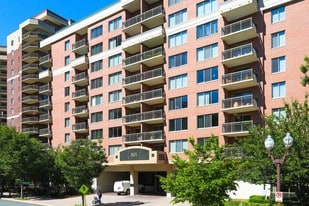 Virginia Square Plaza in Arlington, VA - Building Photo
