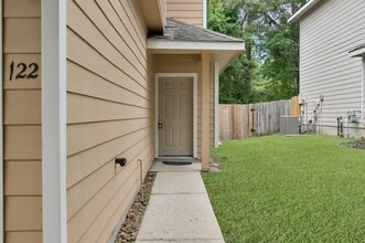 122 S Camellia Grove Cir in The Woodlands, TX - Building Photo - Building Photo