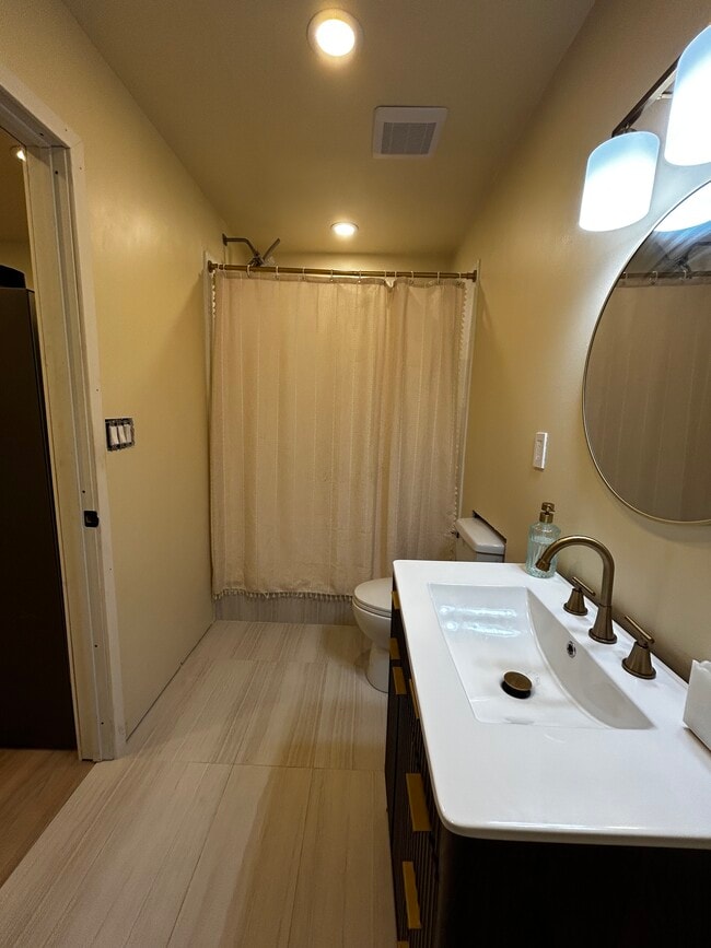 2235 Sunset Dr, Unit #2 in Julian, CA - Foto de edificio - Building Photo