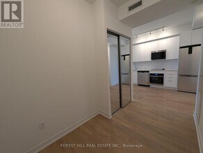 498 Caldari Rd in Vaughan, ON - Building Photo - Building Photo