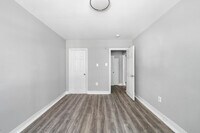 Griscom Apartments photo'