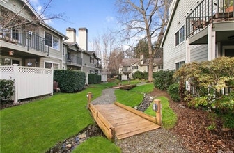 755 5th Ave NW in Issaquah, WA - Building Photo - Building Photo