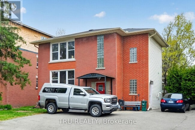 property at 407 Peach Tree Ln