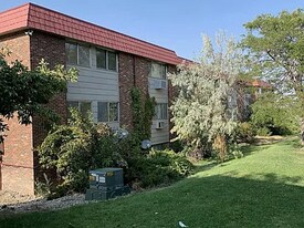 2403 Grandview Pl in Casper, WY - Building Photo