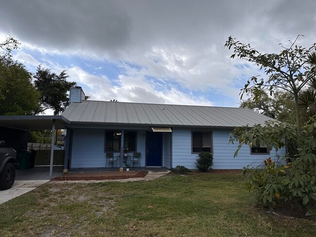 property at 7605 Fort Walton Ave