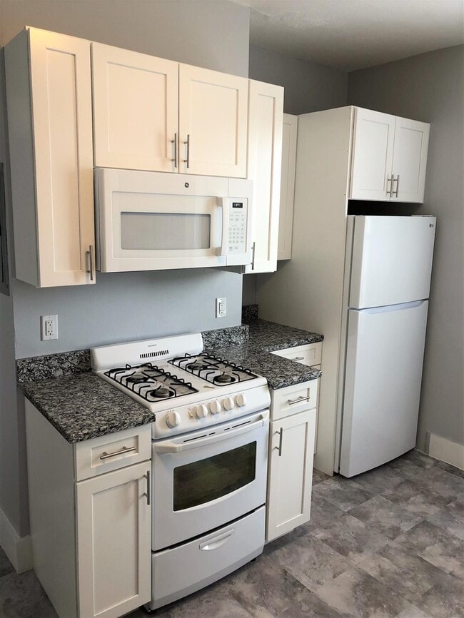 320 Somerville Ave, Unit #22 in Somerville, MA - Building Photo - Building Photo