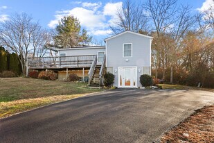 58 Economy Dr in Westbrook, CT - Building Photo