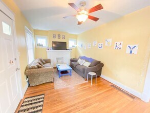 722 Sunset Dr in Lexington, KY - Building Photo - Building Photo