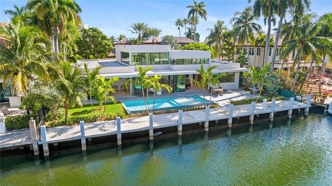 401 Royal Plaza Dr in Fort Lauderdale, FL - Building Photo - Building Photo