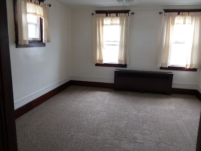 1122 9th St in Mckees Rocks, PA - Foto de edificio - Building Photo