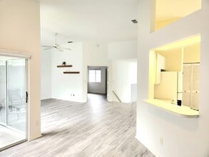 2820 Citrus Lake Dr, Unit 203 in Naples, FL - Building Photo - Building Photo