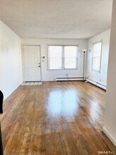 164 Meadowview Ave in Stratford, CT - Building Photo - Building Photo