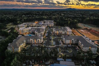 1003 Ridgewalk Pkwy, Unit 183 in Woodstock, GA - Foto de edificio - Building Photo