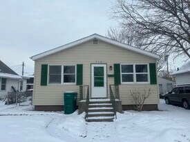 712 Geyer Ave in Mishawaka, IN - Building Photo