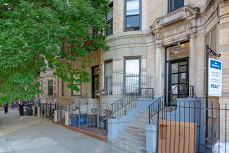 808 Prospect Pl in Brooklyn, NY - Building Photo - Building Photo