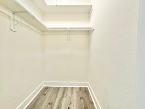 341 S Alvarado St in Los Angeles, CA - Building Photo - Building Photo