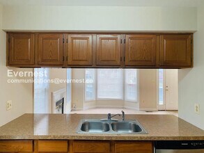 12132 Salemtown Dr in Woodbridge, VA - Building Photo - Building Photo