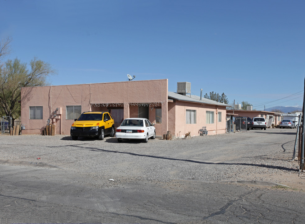 Tri-plex, SFR and Duplex in Tucson, AZ - Building Photo