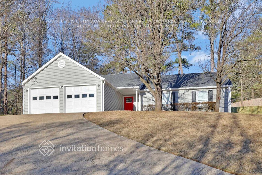805 Riverstone Ln in Woodstock, GA - Building Photo