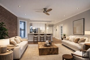 Mott Street, Unit 5R in New York, NY - Building Photo