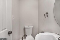 708 N Duncan St photo'