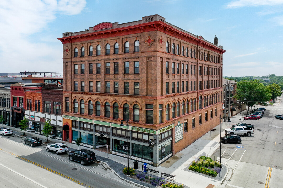 Block 6 Apartments in Fargo, ND - Foto de edificio