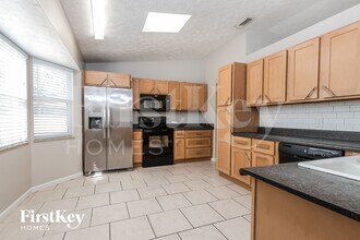 1158 SW Hunnicut Ave in Port St. Lucie, FL - Building Photo - Building Photo