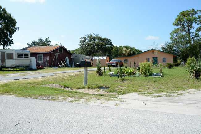 8536 Padget St in Hudson, FL - Foto de edificio - Building Photo