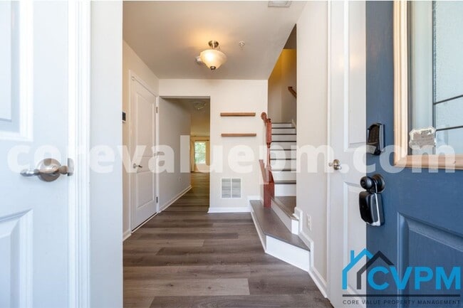 601 Fox River Hills Way in Glen Burnie, MD - Building Photo - Building Photo