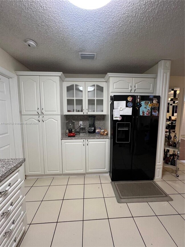 5070 Ponderosa Ln in Haverhill, FL - Building Photo - Building Photo