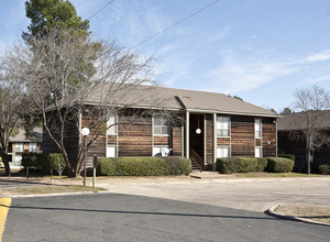 Aspen Apartments in Shreveport, LA - Building Photo - Building Photo