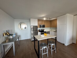 2619 N Clark St in Chicago, IL - Building Photo - Building Photo