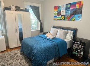 1193 Commonwealth Ave, Unit 8 in Boston, MA - Foto de edificio - Building Photo