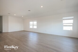 6743 Arid Wy in San Antonio, TX - Building Photo - Building Photo