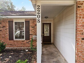 2208 Gontier Dr in Bay City, TX - Building Photo - Building Photo