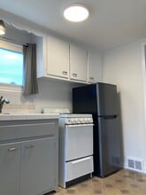 3097 Lincolnview St, Unit #2 in Auburn Hills, MI - Building Photo - Building Photo