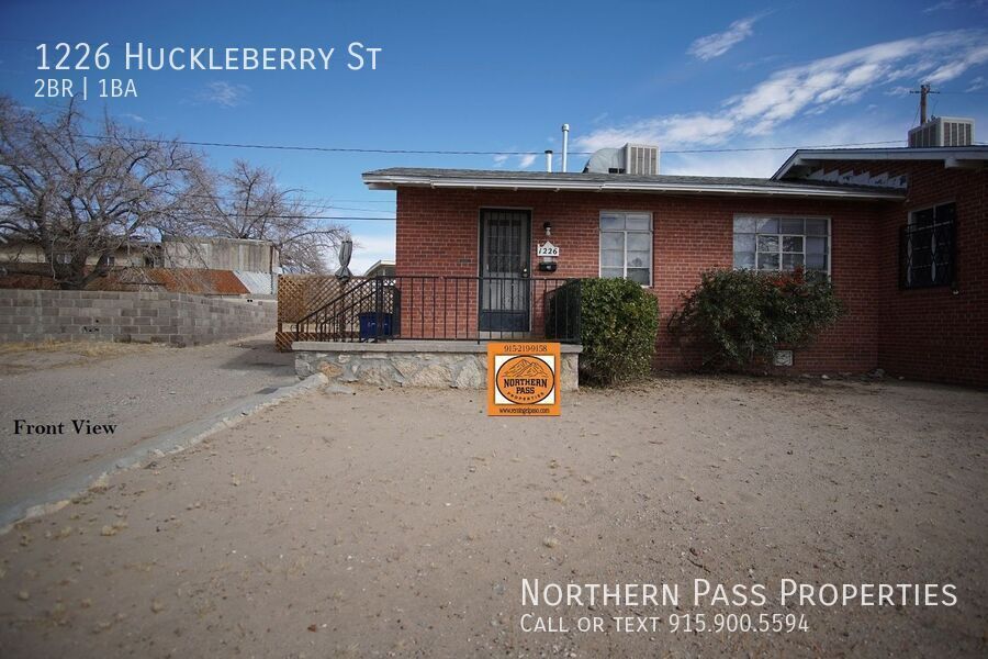 1226 Huckleberry St in El Paso, TX - Building Photo