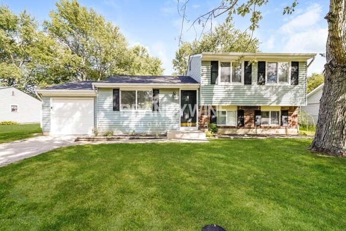 3336 Corey Dr in Indianapolis, IN - Foto de edificio