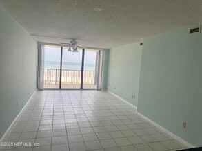 1301 First St in Jacksonville Beach, FL - Building Photo - Building Photo