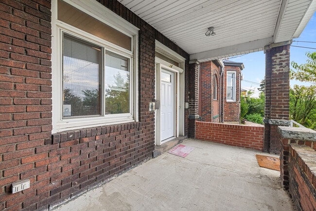 316 Kaercher St in Pittsburgh, PA - Building Photo - Building Photo