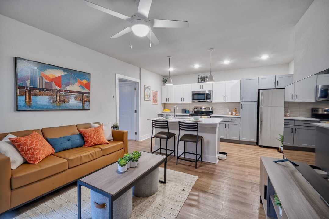 Noble 2500 in Austin, TX - Foto de edificio
