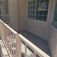 932 Dusty Creek St in Las Vegas, NV - Building Photo - Building Photo