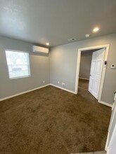 829 S Terrace Dr in Wichita, KS - Building Photo - Building Photo