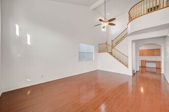 5977 W Tinazzi Way in Las Vegas, NV - Building Photo - Building Photo