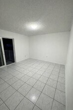 17050 NW 55th Ave in Miami Gardens, FL - Building Photo - Building Photo